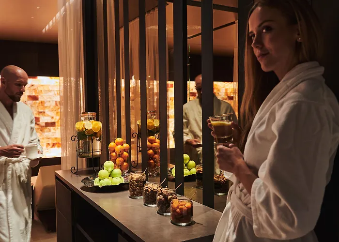 Schloss Zermatt - Cbd & Adaptogenic Spa And Sport Hotel