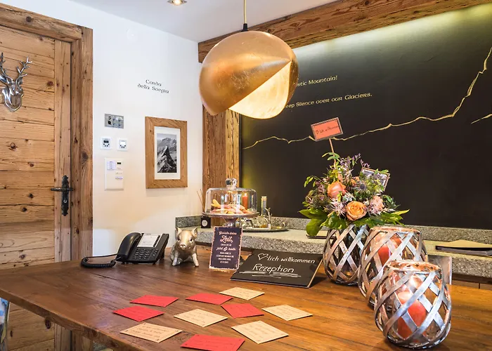 Matterhorn Lodge Boutique Hotel & Apartments